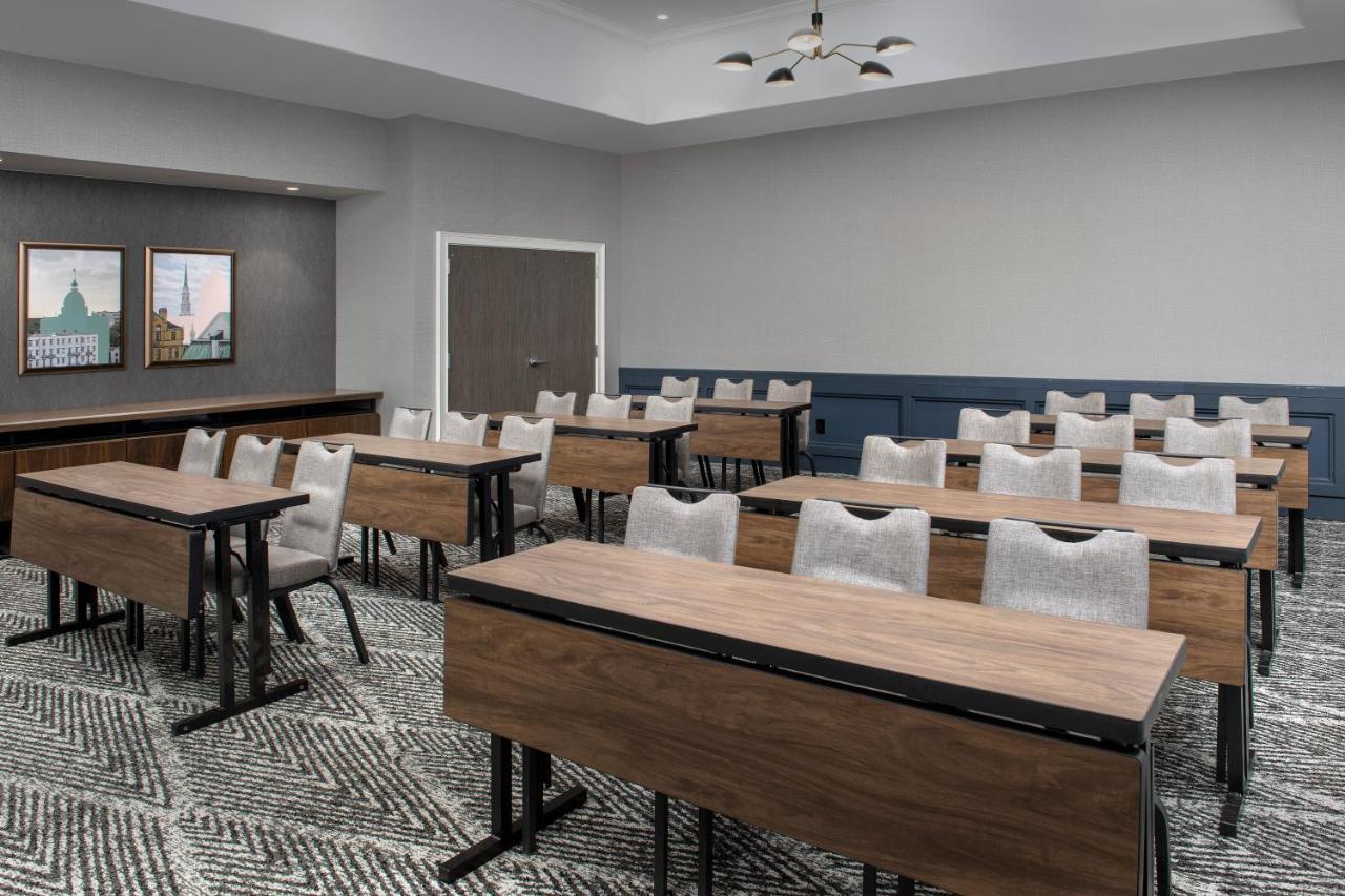 Courtyard By Marriott Savannah Downtown - Historic District Buitenkant foto