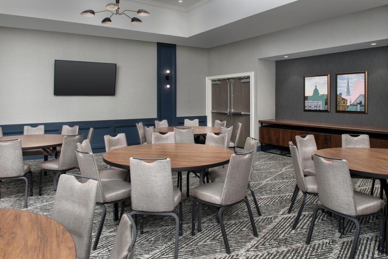 Courtyard By Marriott Savannah Downtown - Historic District Buitenkant foto