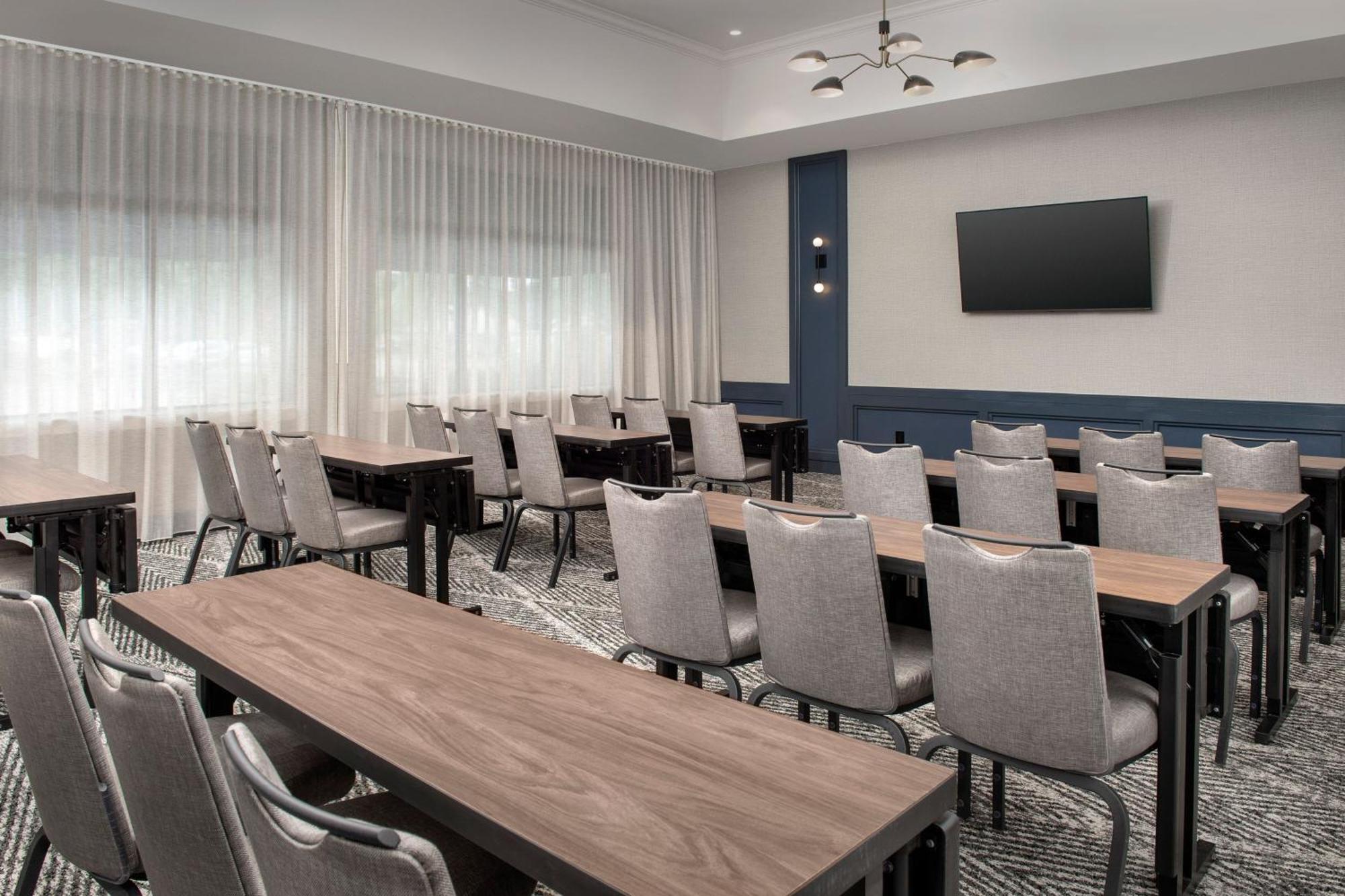 Courtyard By Marriott Savannah Downtown - Historic District Buitenkant foto